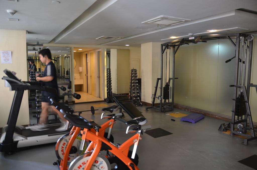 A Homey Place At Adriatico マニラ市 エクステリア 写真