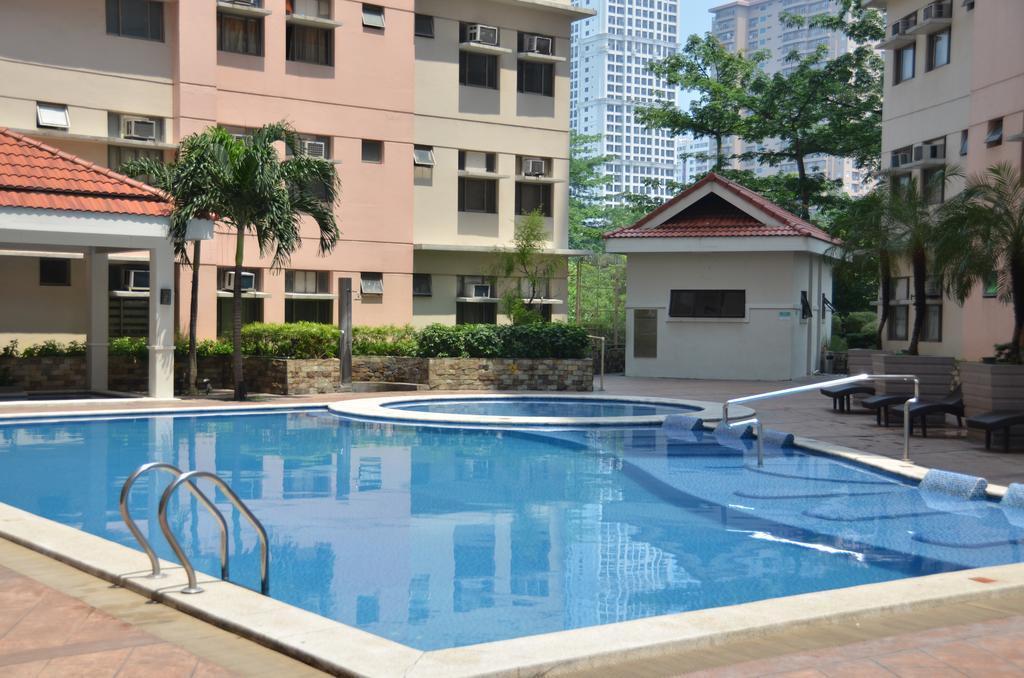 A Homey Place At Adriatico マニラ市 エクステリア 写真