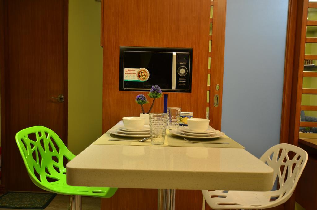 A Homey Place At Adriatico マニラ市 エクステリア 写真