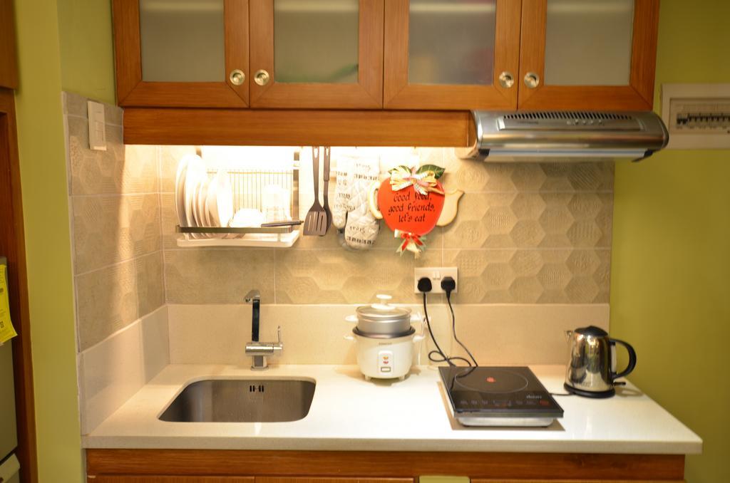 A Homey Place At Adriatico マニラ市 エクステリア 写真