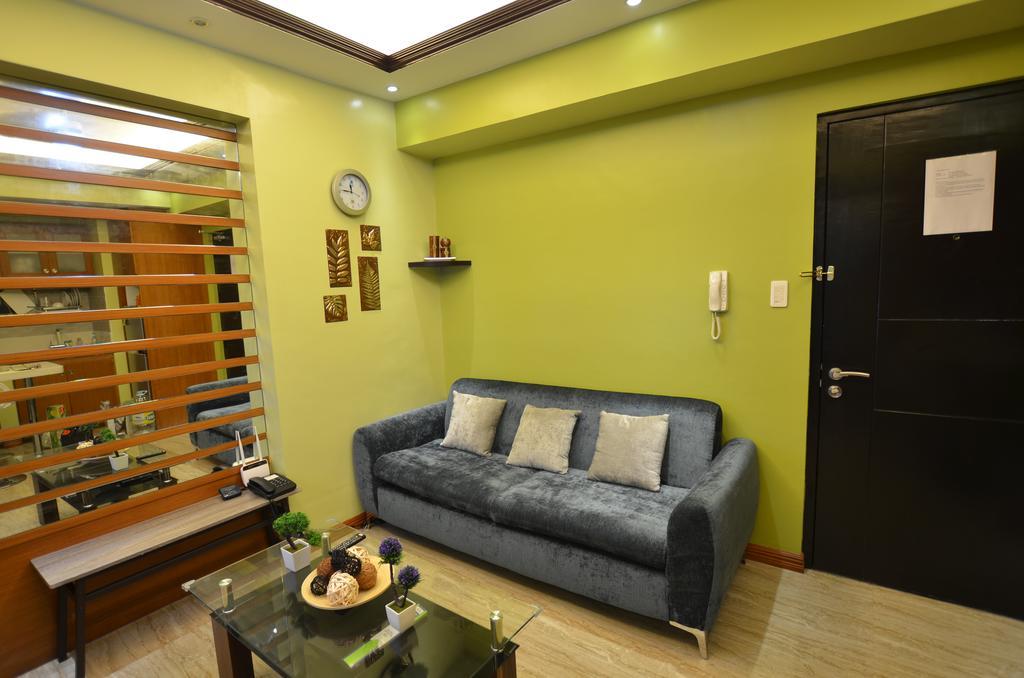 A Homey Place At Adriatico マニラ市 エクステリア 写真